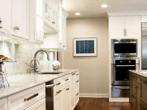 Tulsa kitchen cabinet storage, undermount kitchen sink, Bosch ovens and refrigerator Kitchen Ideas Tulsa kitchen design and remodel